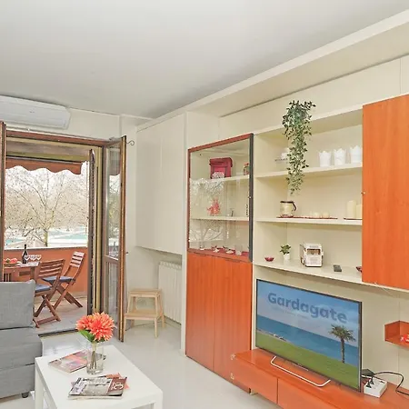 Casa Rudi - Gardagate Apartment Sirmione